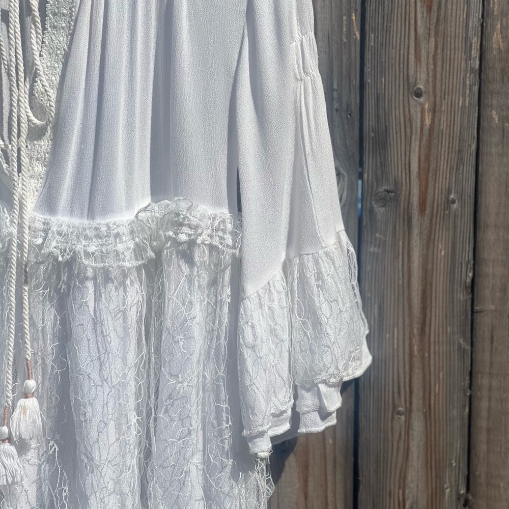 POL Lace Ruffled Peasant Blouse - Picture 4 of 13